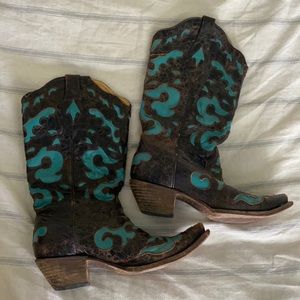 Corral boots size 9M